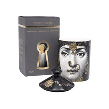 Charger l'image dans la galerie, L'Eclaireuse (Gold) - Limited Edition